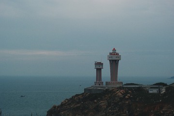 1000094528