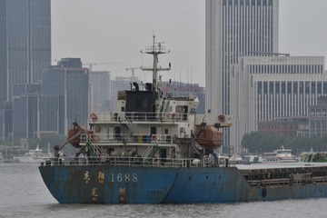 98229