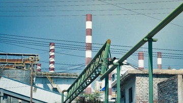 99257