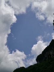 2717904