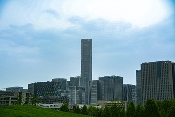 104070