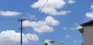 283136