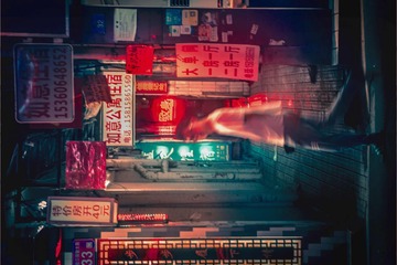 001