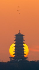 001