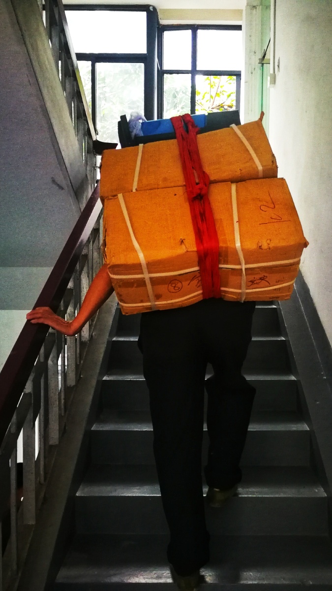 搬运工的红腰带原创图文这普通粗布拧成的这汗渍斑斑油腻腻伤痕累累的