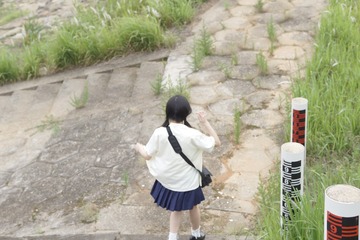 455BE990-9F34-4F1E-8FCB-4C75B177EC52/L0/001