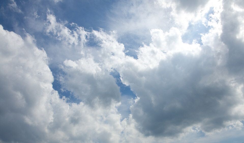 天空<br />
