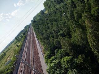858E93DB-3292-44A2-95C0-B5DF46D0099C/L0/001