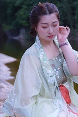 C6D99A05-271C-4B85-AEFB-0BC12C867BAF/L0/001