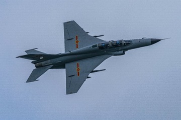 2173F9B1-2523-42EF-97E0-AE2270A9081D/L0/001