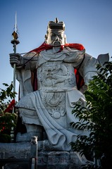 173261