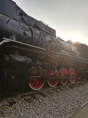 621