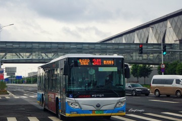 DE418E8C-E7F9-4D5B-8DAC-4C49EE194034/L0/001