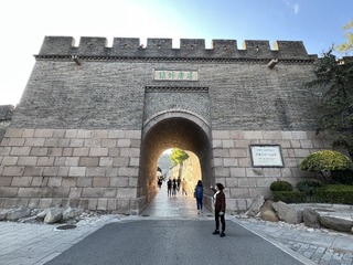 CE132787-48BC-4DB9-81CF-E9D2D9299528/L0/001