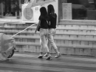 姊妹1.jpg