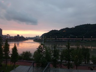 212