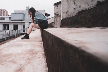 001