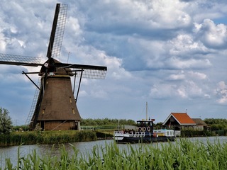 2516A8E6-0164-48FA-909A-B4D08CA49D77/L0/001