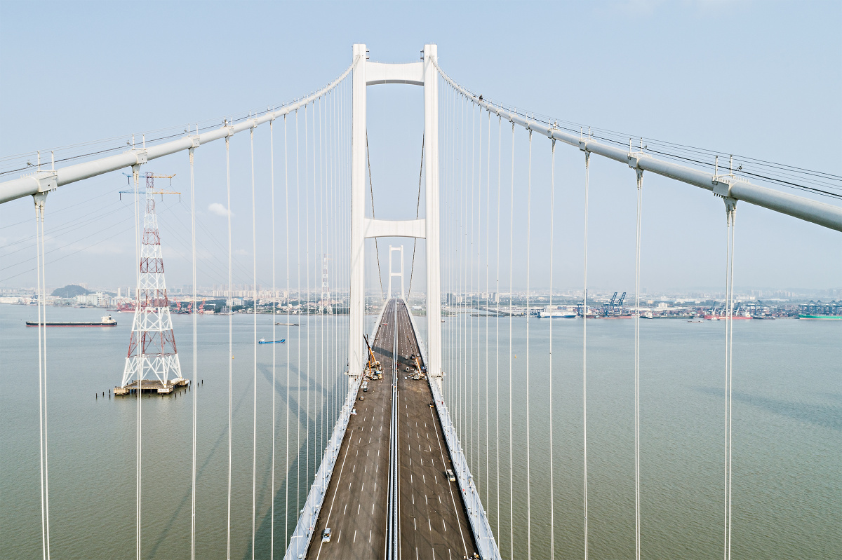 即将开通前的南沙大桥