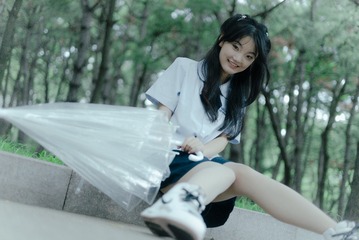 15476465-E1A3-4D07-A650-81C8DC012B88/L0/001