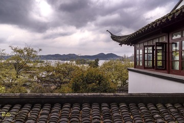 AOE_1221