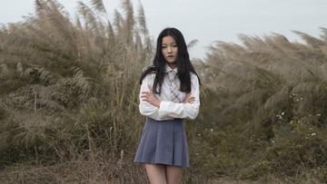 001