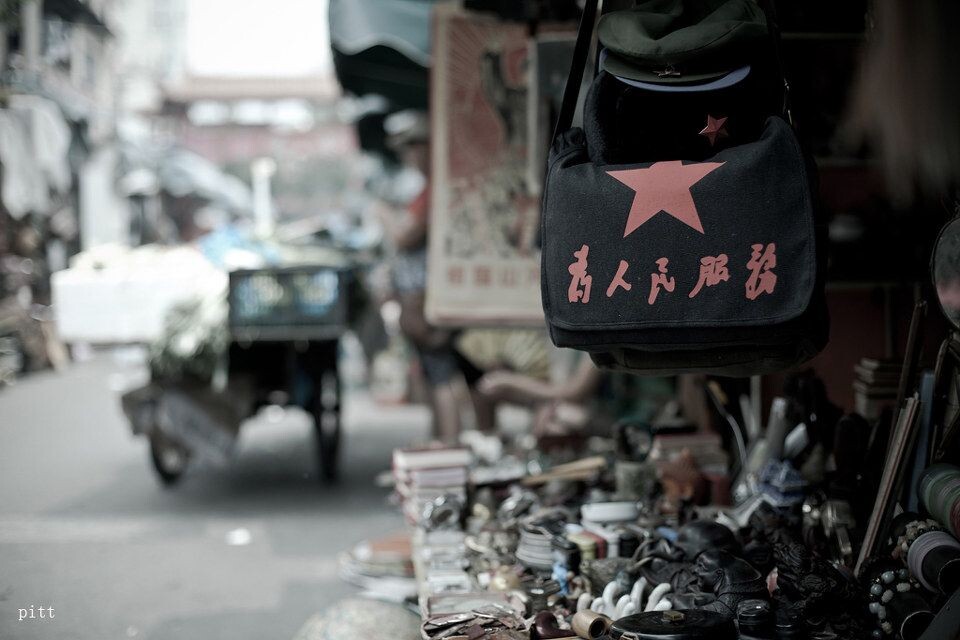 27<br />
中午匆匆半小时记录，大光比，不好拍。