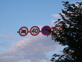 37083