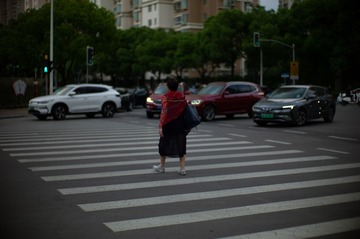 L1000512