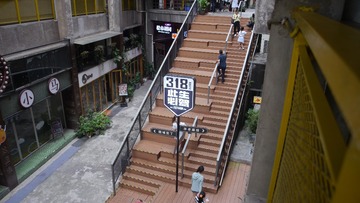D1615F94-70F7-4C28-AA5D-750B8FD53D9E/L0/001