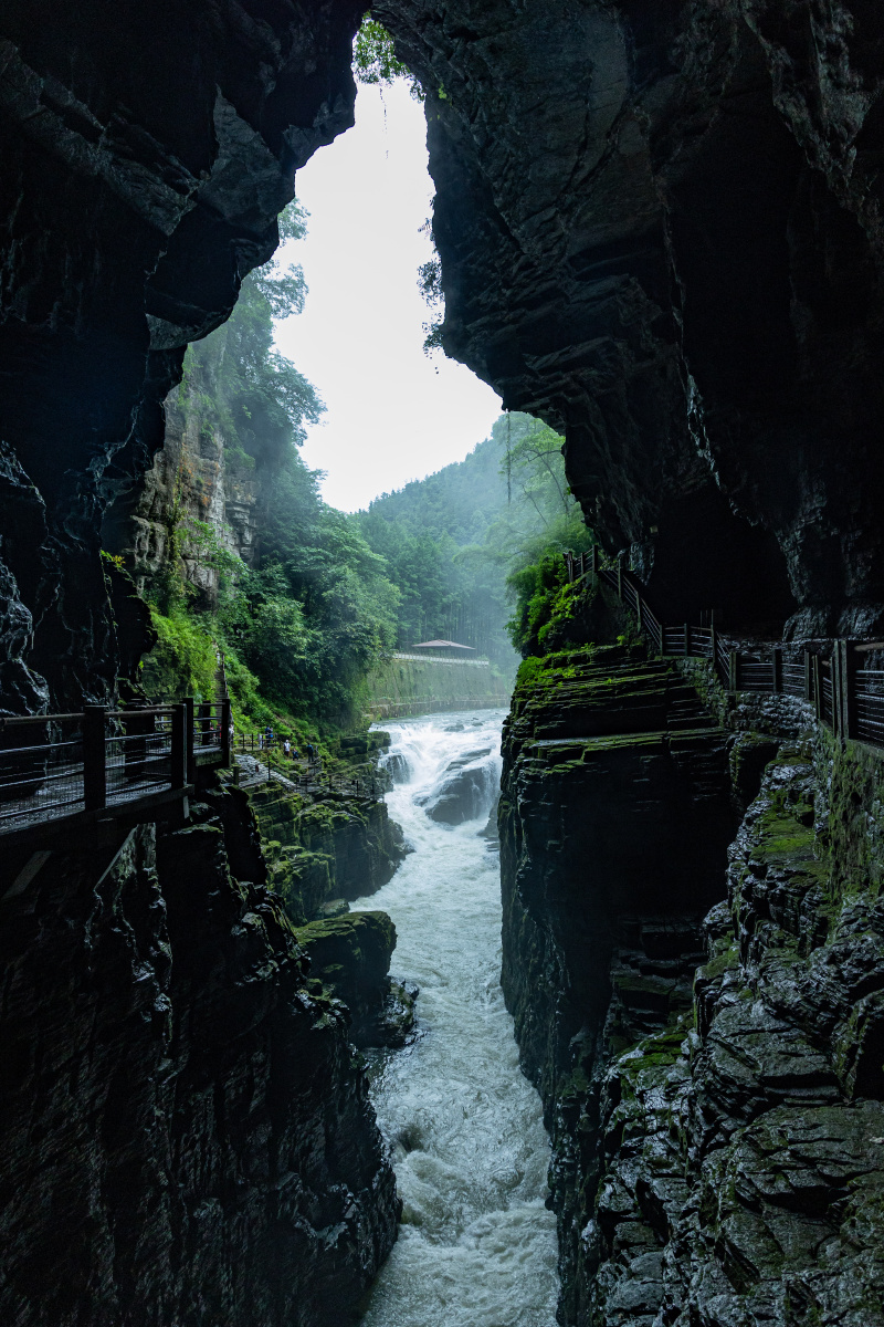 恩施别有洞天啊中国最大的溶洞腾龙洞