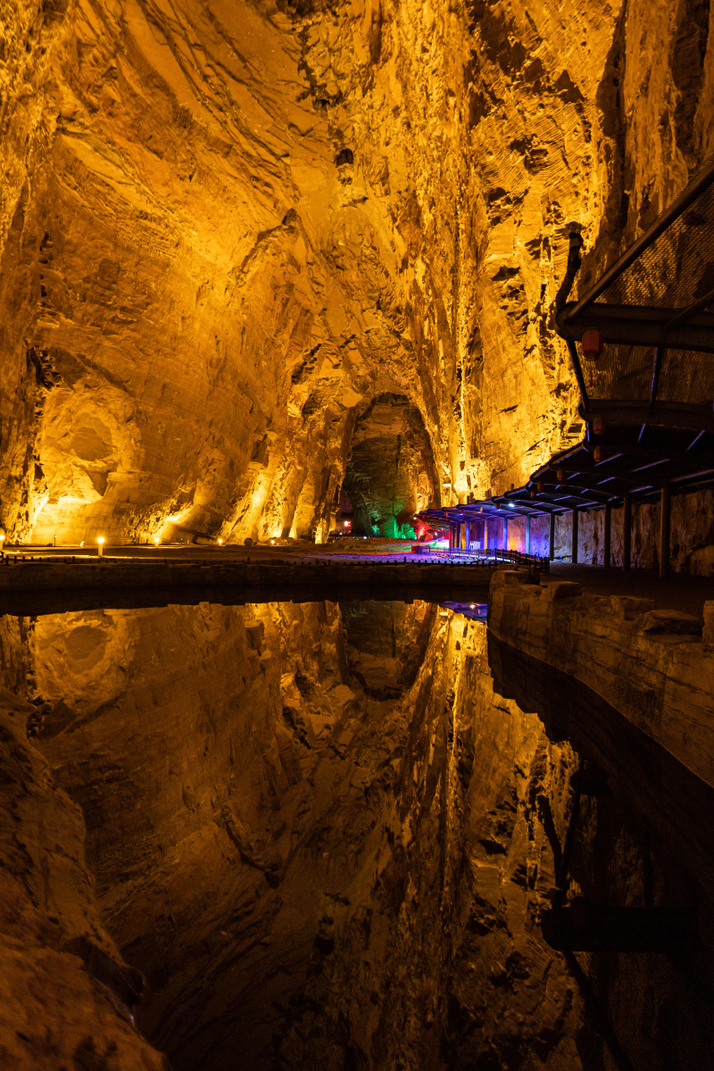 恩施别有洞天啊中国最大的溶洞腾龙洞