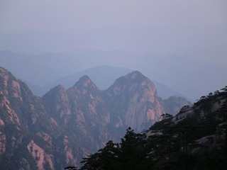 山影