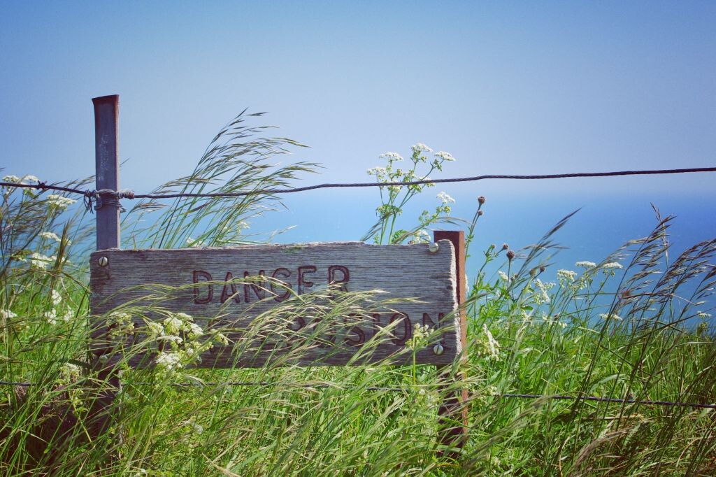 DANGER<br />
essay空档p图玩儿下 @ Beachy Head