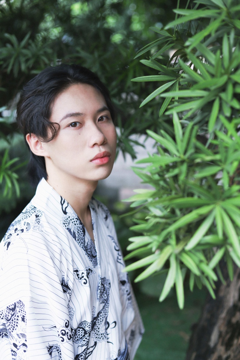 盐系男摄影剑纯君出镜一鸠