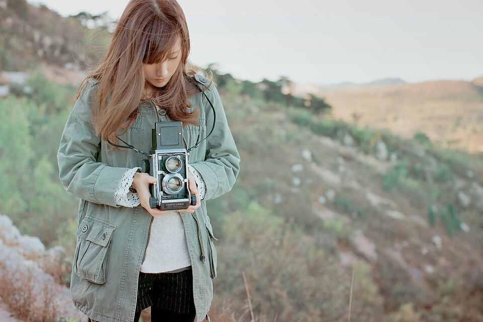 为了玛米亚的纪念<br />
为了MAMIYA的纪念 这是我们最后一次带着 MAMIYA C22 去拍片儿 现在它已离我们而去 特以此纪念！！