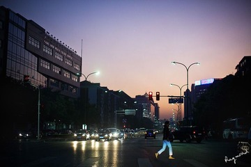 RAY_8576-750
