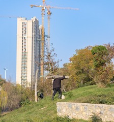 548912