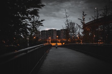 96575