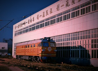 43114