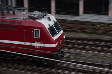 748096