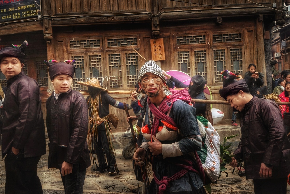 肇兴寨子侗族人过年敬萨玛神仪式