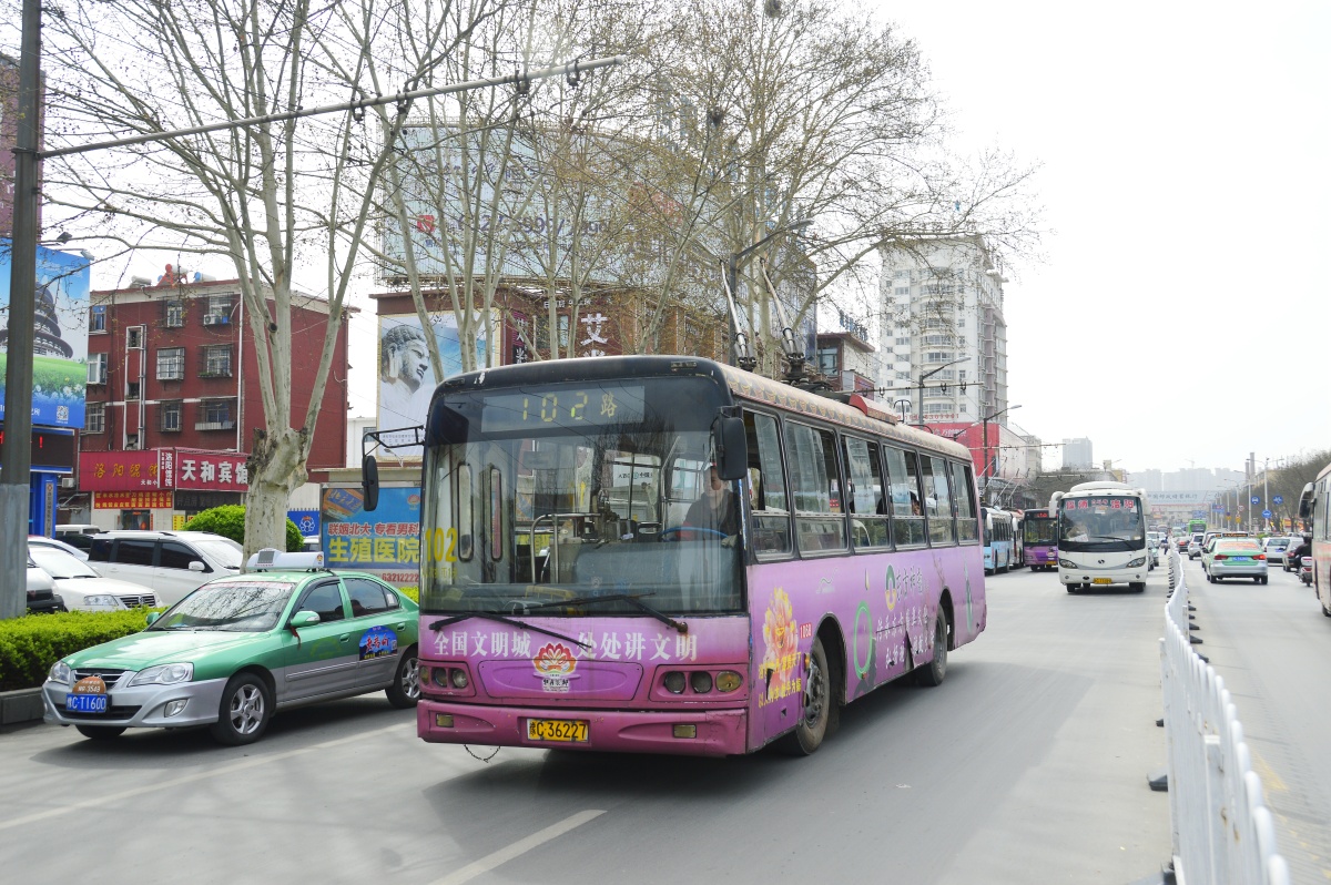 洛阳无轨电车 - pdsghx - 图虫