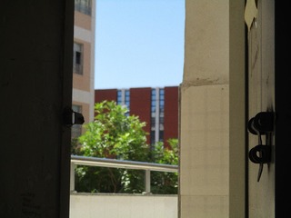 6DDA03A0-D4FE-4AD7-B242-6B4A7509D97C/L0/001