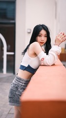 B2E537FE-31B0-4FE2-9DF6-C29C692A672D/L0/001