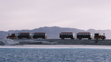 F4FE6989-9EE4-4D16-B29F-F288D8B31F03/L0/001