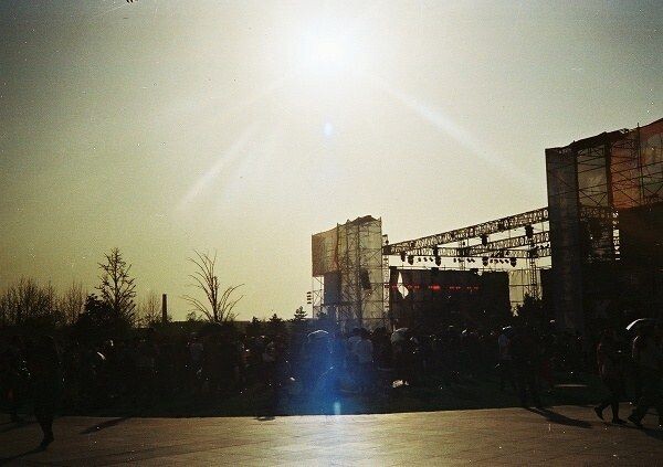 草莓，BEIJING<br />
