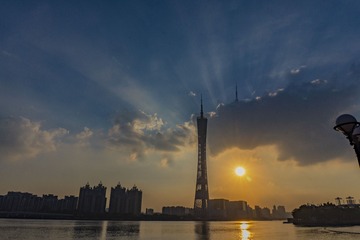 147053