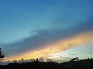 527217