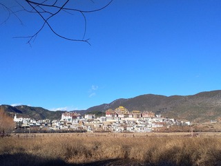 63DA9A32-D2EF-41B3-BE25-4800B401AC8D/L0/001